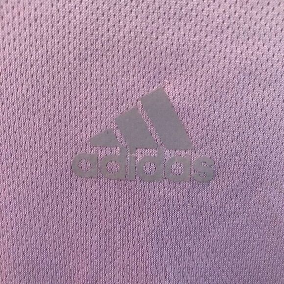 *30off3* Adidas sports top. Size Medium. - Picture 5 of 9